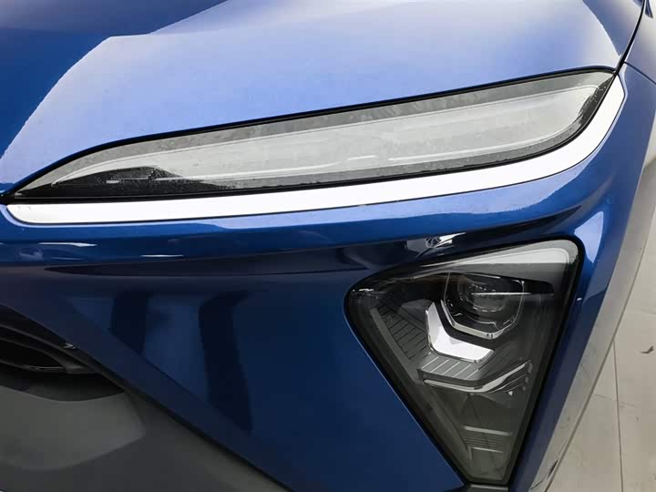 Фото 7 - Nio EC6