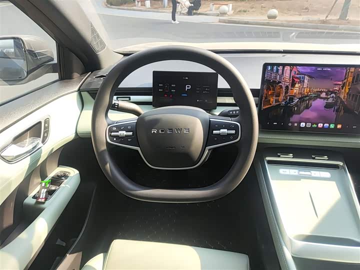 Фото 3 - Roewe D6