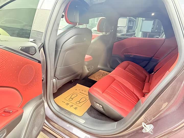 Фото 6 - Zeekr 007 GT