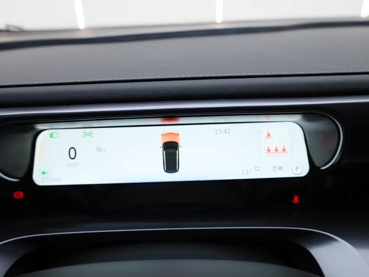 Фото 9 - Smart #1