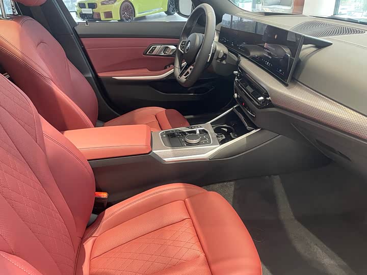 Фото 9 - BMW 3 Series