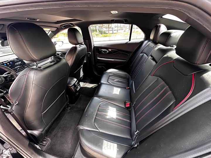 Фото 9 - GAC Trumpchi Empow R