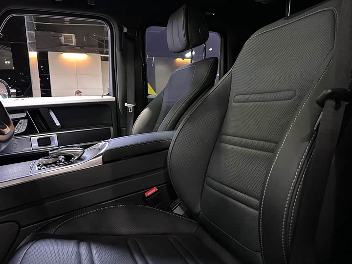 Фото 5 - Mercedes-Benz G-Class