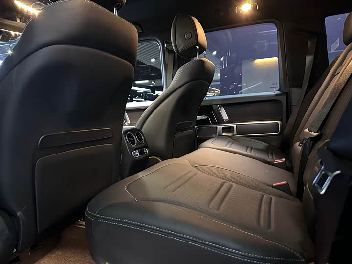 Фото 6 - Mercedes-Benz G-Class