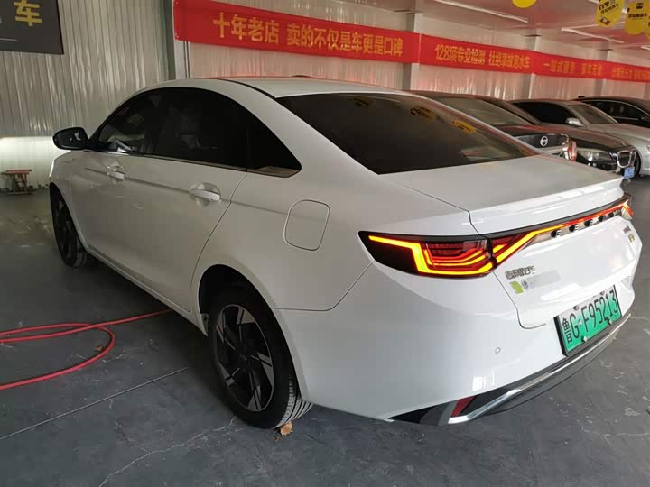 Фото 5 - Geely Emgrand L Hi·P Hybrid