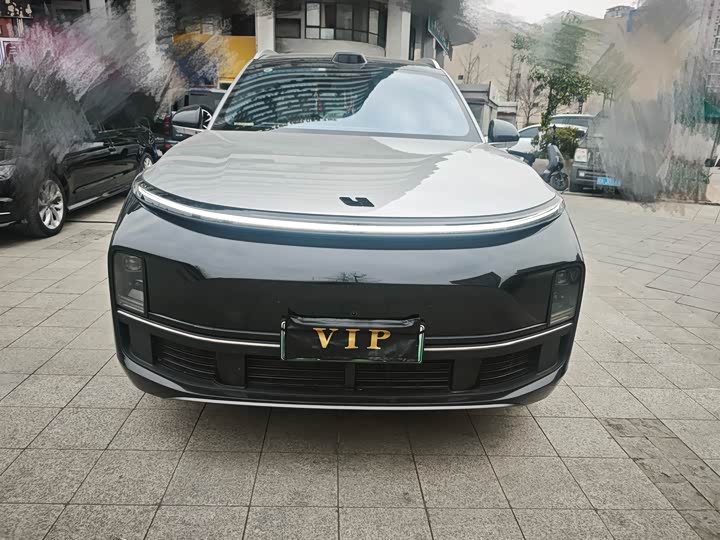 Фото 2 - LiXiang L8