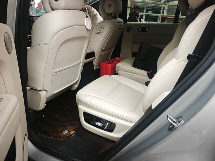 Фото 5 - LiXiang L8