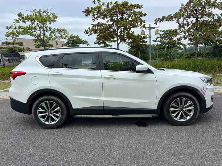 Фото 5 - Jetour X70S