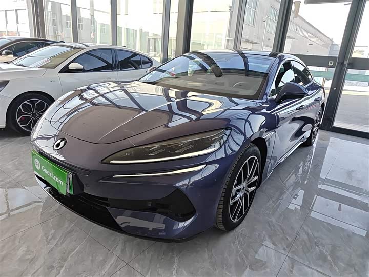 Фото 2 - Denza Z9