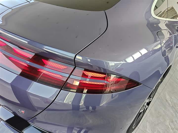 Фото 8 - Denza Z9