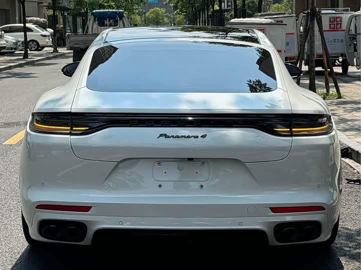 Фото 6 - Porsche Panamera Hybrid