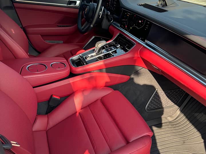 Фото 8 - Porsche Panamera Hybrid