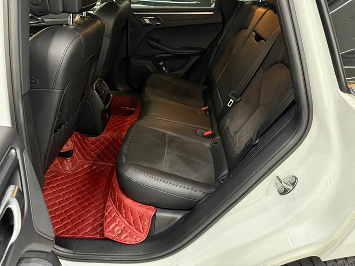 Фото 9 - Porsche Macan