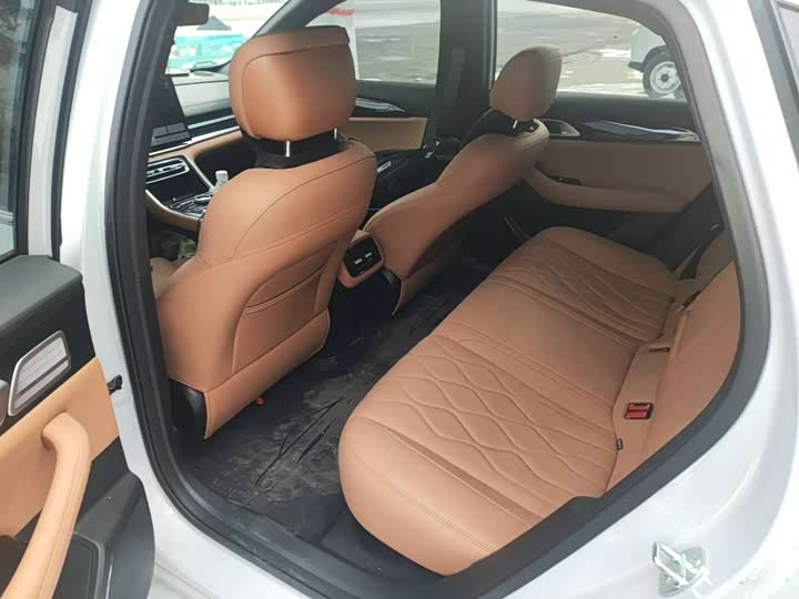 Фото 5 - Geely Galaxy A7