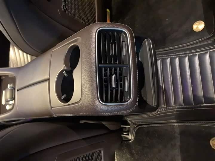 Фото 3 - Mercedes-Benz GLE-Class