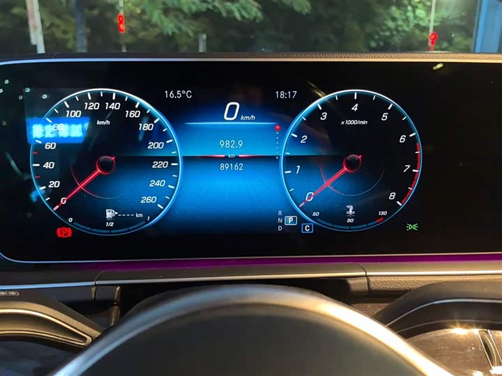 Фото 6 - Mercedes-Benz GLE-Class