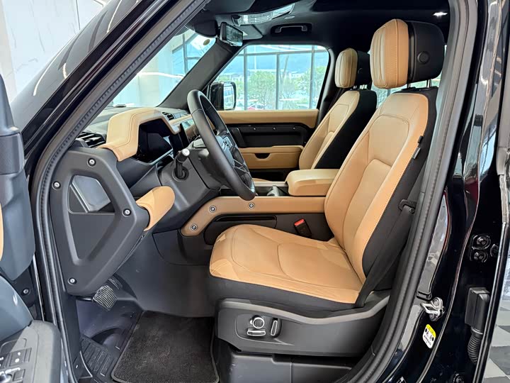 Фото 6 - Land Rover Defender