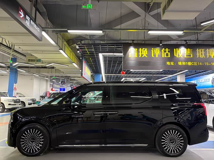 Фото 7 - Zeekr 009