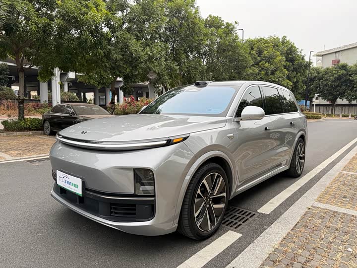 Фото 1 - LiXiang L9