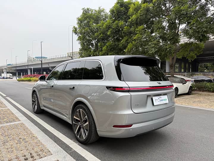 Фото 8 - LiXiang L9