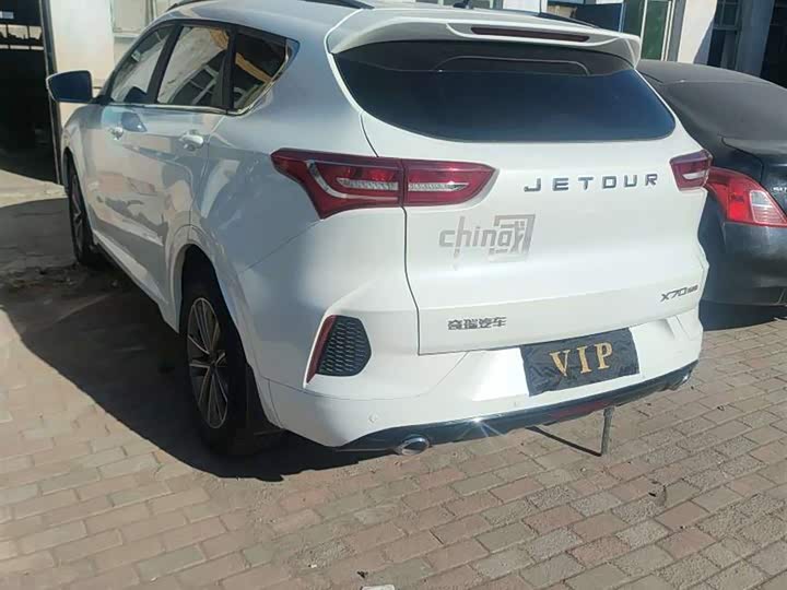 Фото 6 - Jetour X70