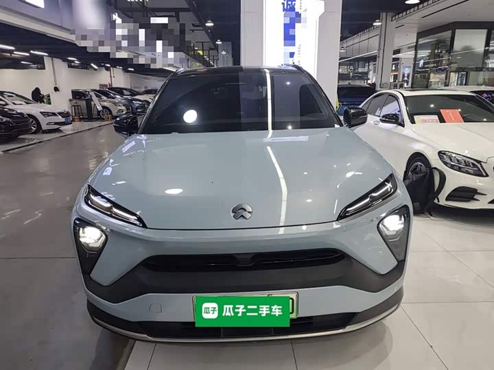 Фото 3 - Nio ES6