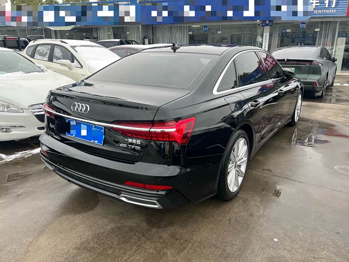 Фото 4 - Audi A6L