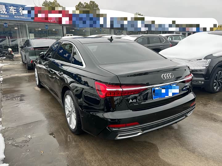 Фото 6 - Audi A6L