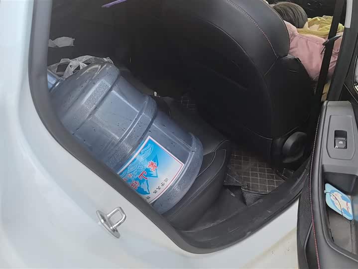 Фото 8 - MG Motor 5