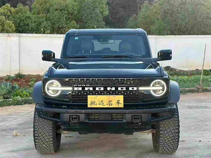 Фото 2 - Ford Bronco