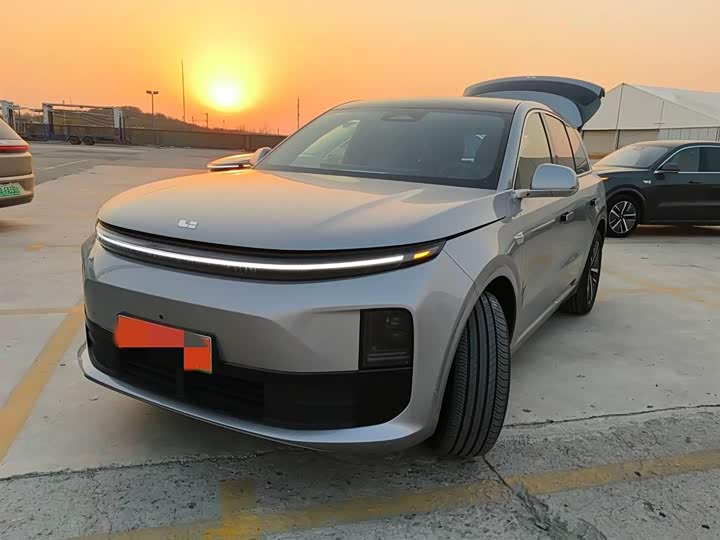 Фото 1 - LiXiang L6