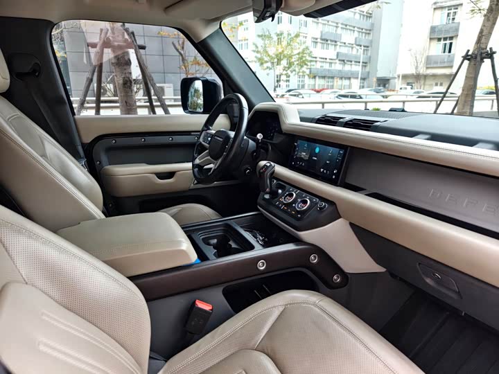 Фото 6 - Land Rover Defender