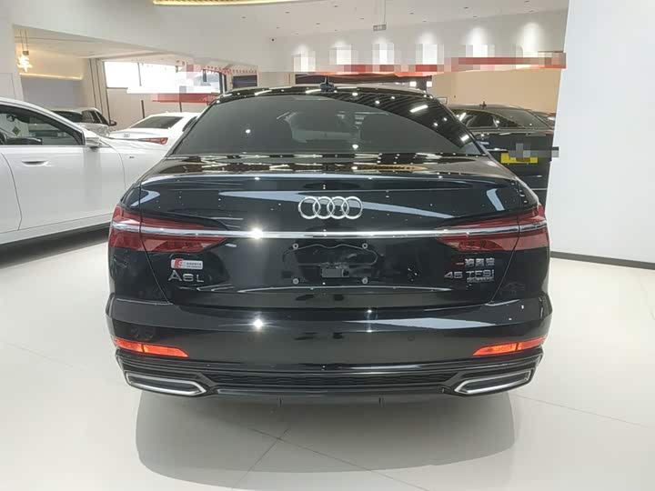 Фото 6 - Audi A6L