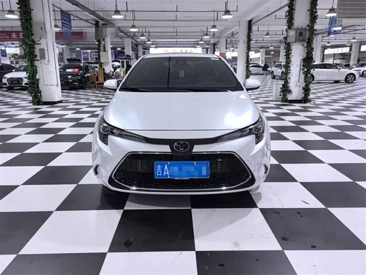 Фото 2 - Toyota Levin