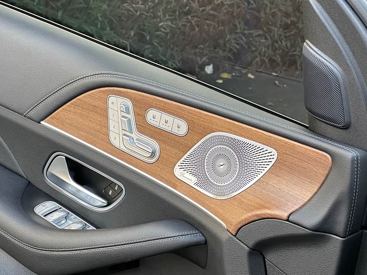 Фото 7 - Mercedes-Benz GLS-Class