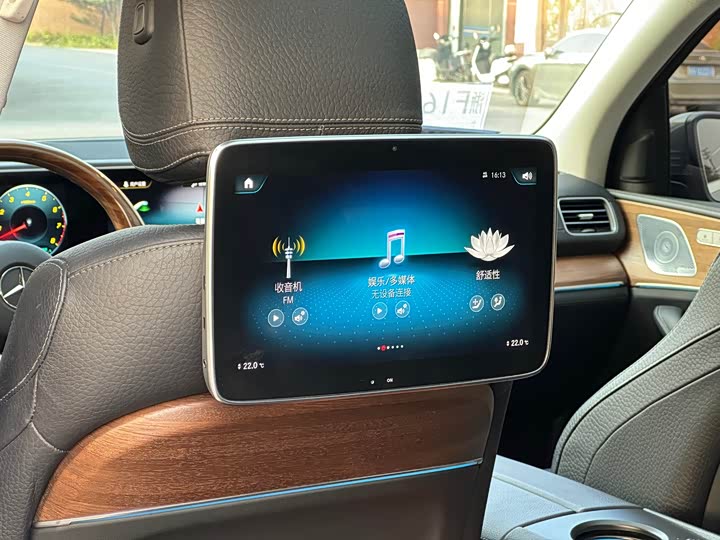 Фото 9 - Mercedes-Benz GLS-Class