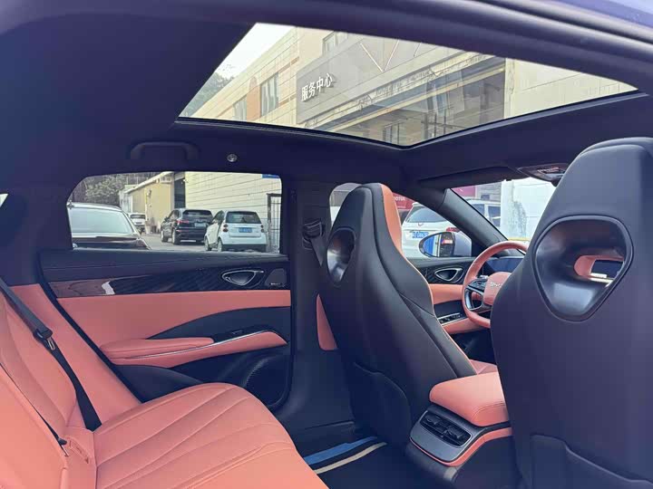 Фото 8 - BYD Seal