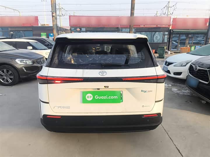 Фото 6 - Toyota bZ3X