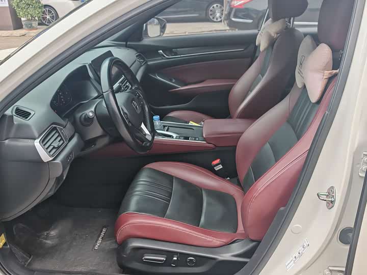 Фото 7 - Honda Inspire