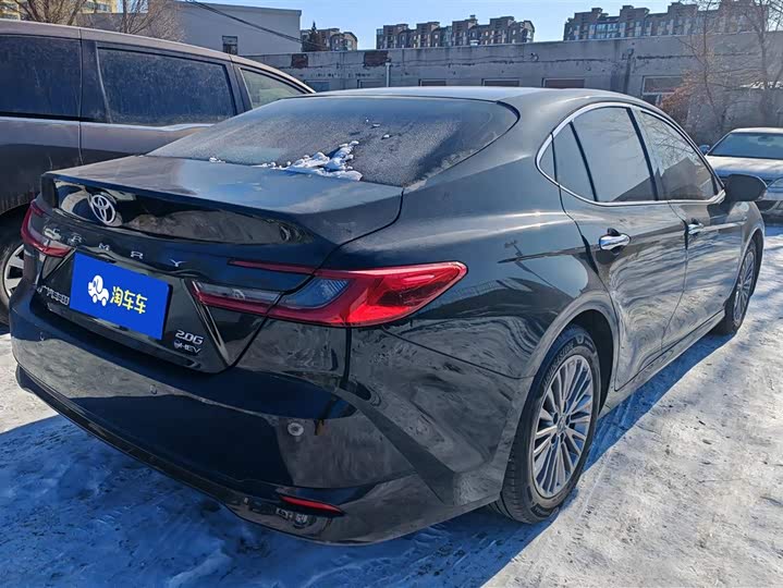 Фото 3 - Toyota Camry