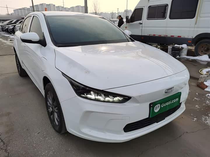 Фото 4 - Geely Geometry A