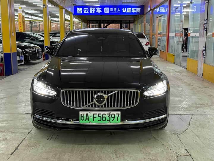 Фото 2 - Volvo S90 Hybrid