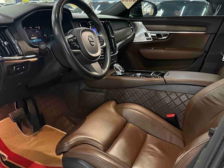 Фото 4 - Volvo S90 Hybrid