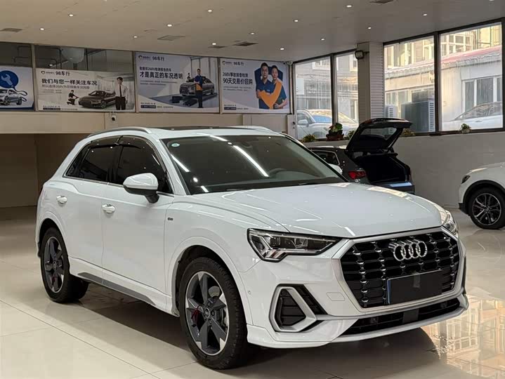 Фото 3 - Audi Q3