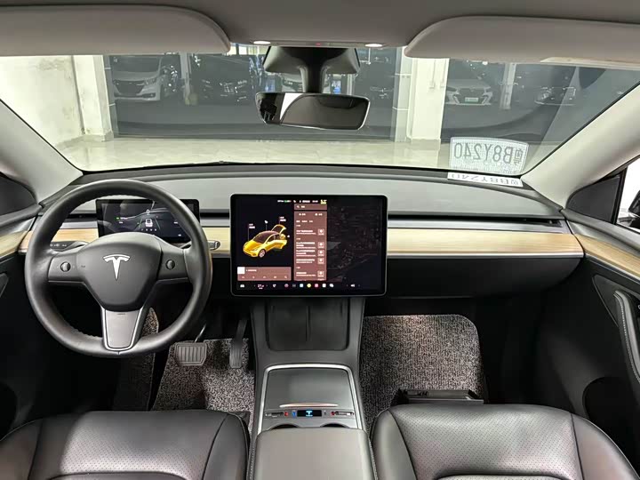 Фото 5 - Tesla Model Y