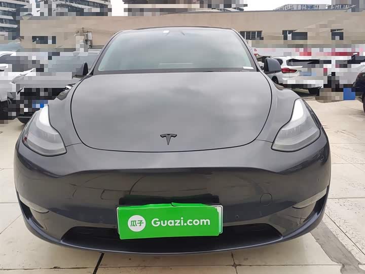 Фото 3 - Tesla Model Y