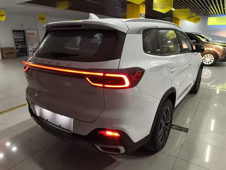 Фото 7 - Chery Tiggo 8