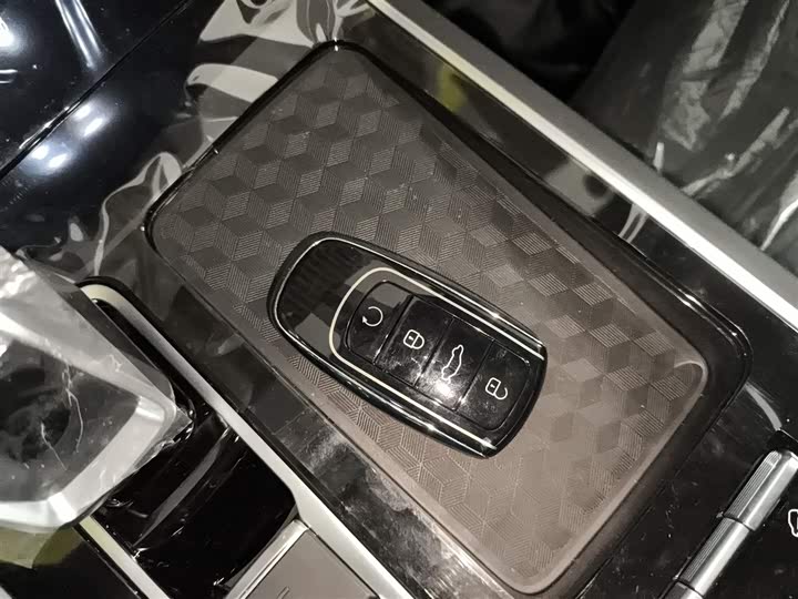 Фото 9 - Chery Tiggo 8