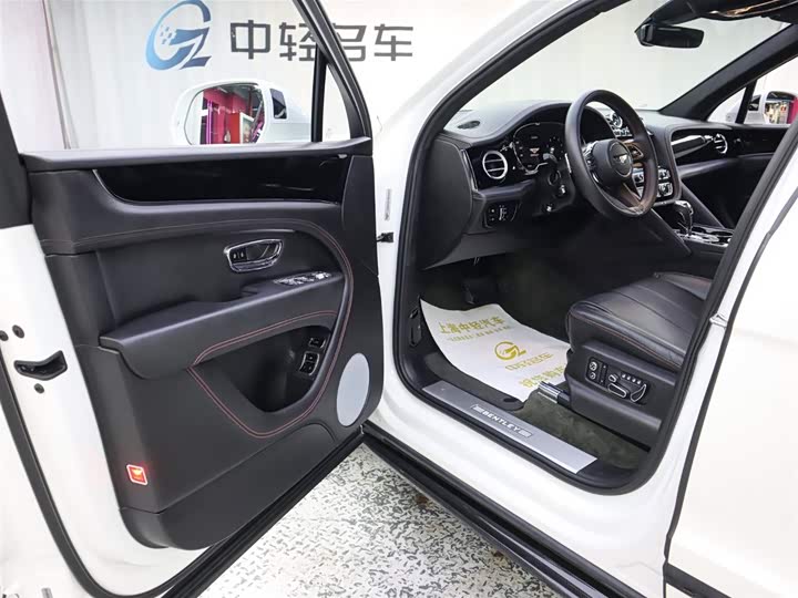 Фото 5 - Bentley Bentayga