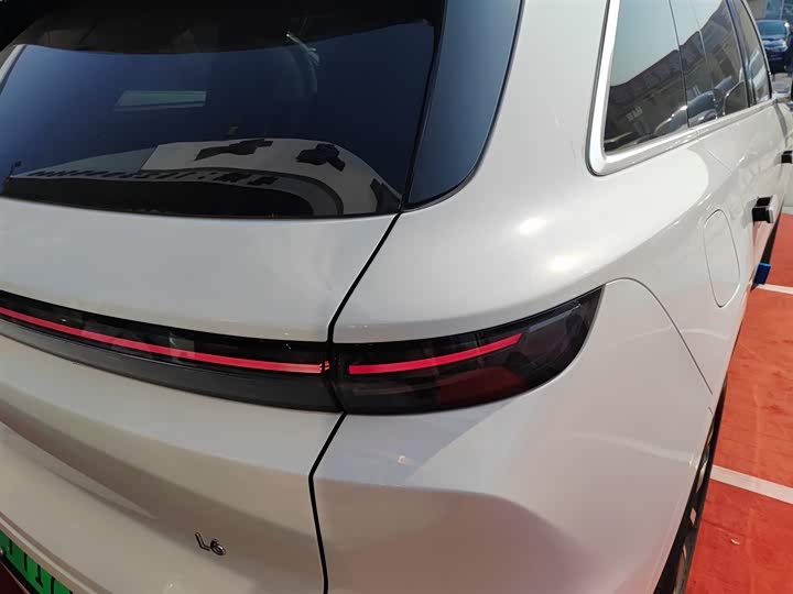 Фото 8 - LiXiang L6